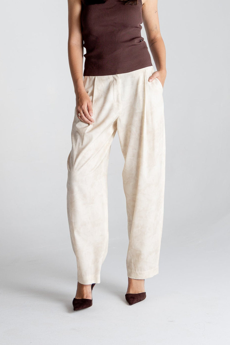 Rowe Pleated Barrel Trouser